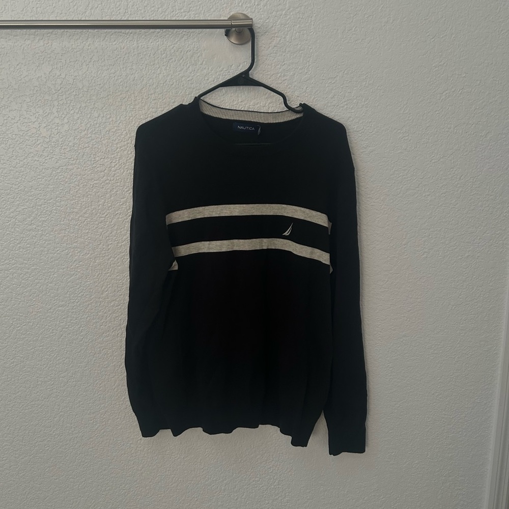 Nautica Men's Black Sweater (size large)